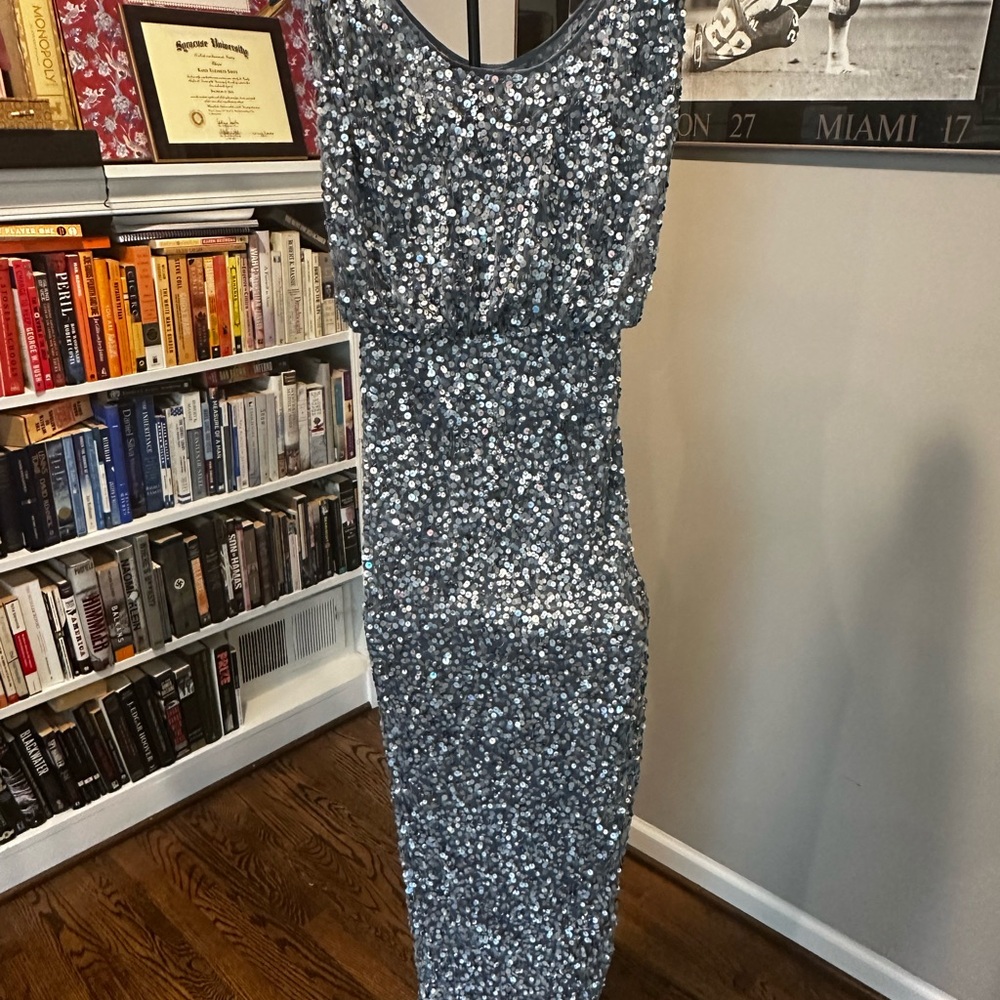 Elegant JS Collections Silver Sequin Dress Size 2